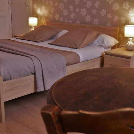 La Maison Des 4 M Lavelanet Dış mekan fotoğraf