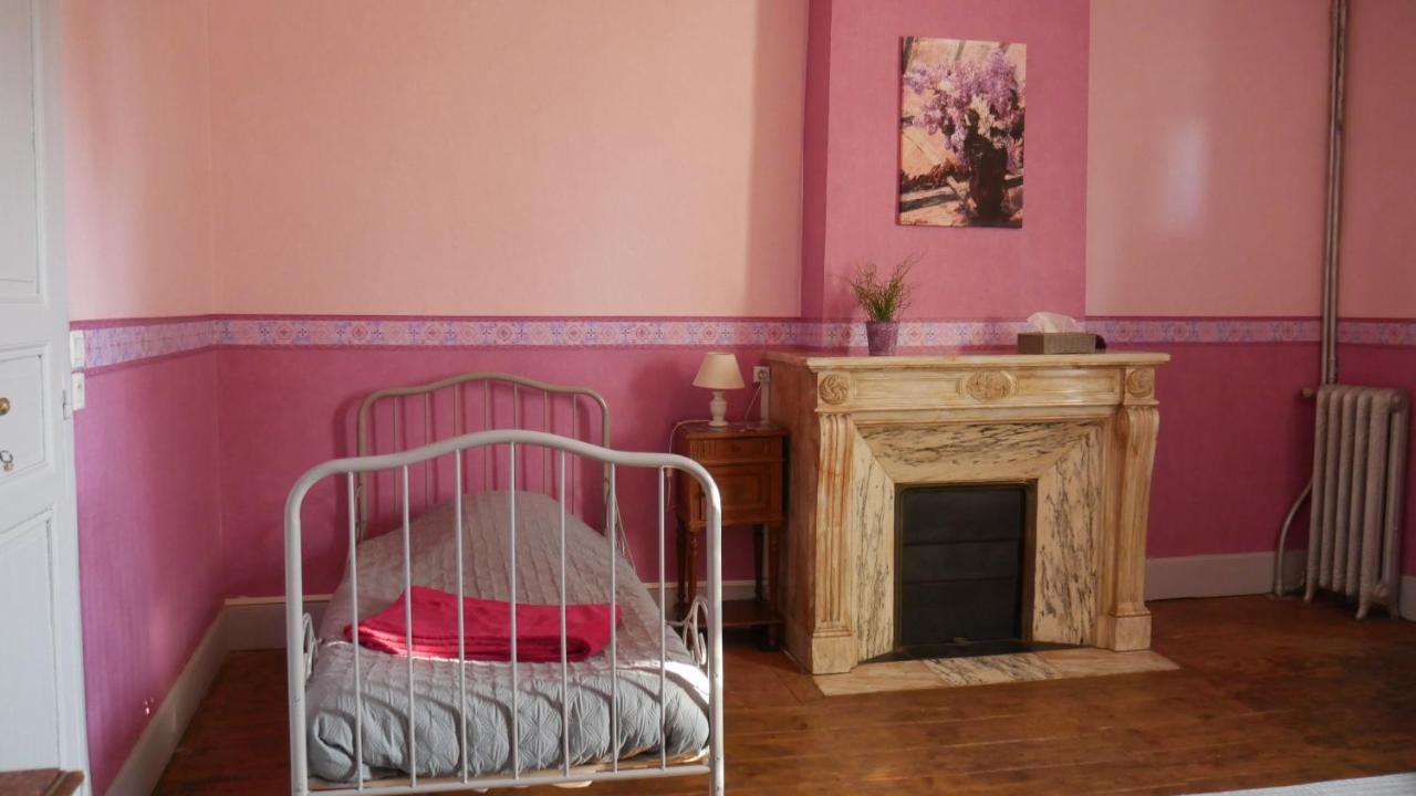 La Maison Des 4 M Lavelanet Dış mekan fotoğraf